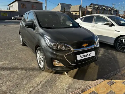 Chevrolet Spark 2021 года за 5 900 000 тг. в Шымкент – фото 2