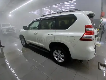 Toyota Land Cruiser Prado 2015 года за 18 000 000 тг. в Атырау – фото 2