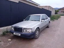 Mercedes-Benz E-Class, 1993