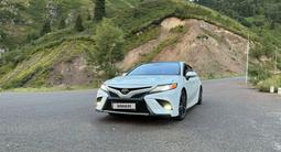 Toyota Camry 2018 года за 11 500 000 тг. в Алматы – фото 3