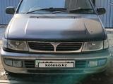 Mitsubishi Chariot 1994 года за 800 000 тг. в Алматы