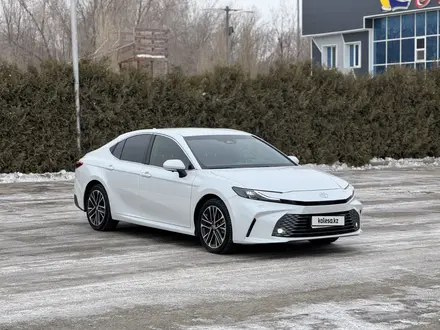 Toyota Camry 2024 года за 23 000 000 тг. в Актобе – фото 3