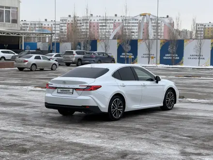 Toyota Camry 2024 года за 23 000 000 тг. в Актобе – фото 6