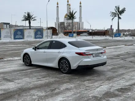 Toyota Camry 2024 года за 23 000 000 тг. в Актобе – фото 7