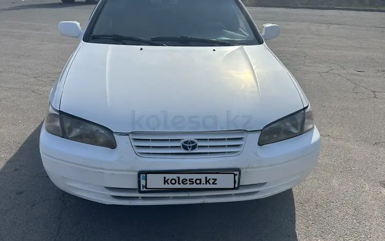 Toyota Camry 1998 годаfor3 700 000 тг. в Алматы