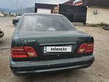 Mercedes-Benz E 320 1997 годаүшін2 200 000 тг. в Каргалы