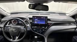 Toyota Camry Luxe 2023 годаүшін16 800 000 тг. в Алматы – фото 3