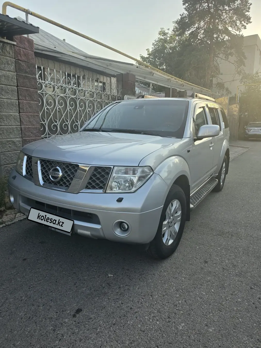 Nissan Pathfinder, 2005