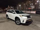 Toyota Highlander 2014 года за 13 500 000 тг. в Костанай