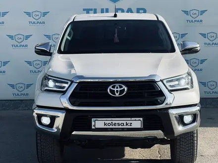 Toyota Hilux 2021 года за 16 400 000 тг. в Актау