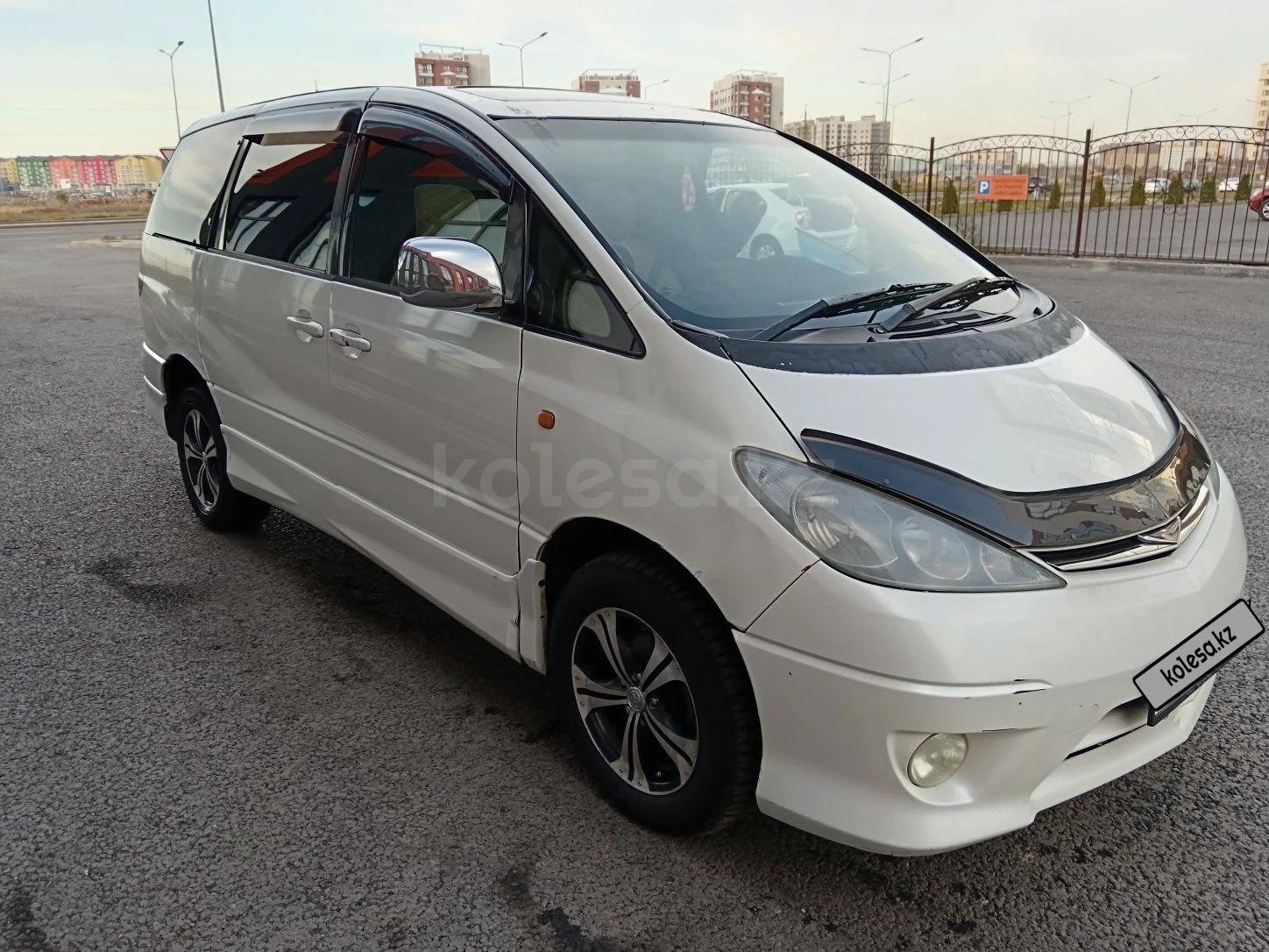 Toyota Estima 2000 г.