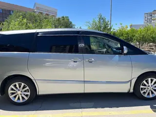 Toyota Estima, 2006