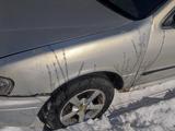 Крыло Nissan Sanny B14 за 20 000 тг. в Караганда