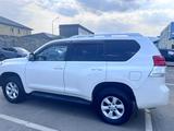 Toyota Land Cruiser Prado 2011 года за 13 800 000 тг. в Алматы – фото 4