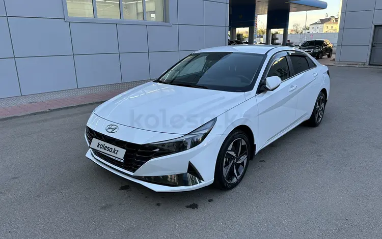 Hyundai Elantra 2021 года за 11 400 000 тг. в Астана