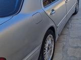 Mercedes-Benz E 320 2000 годаүшін4 500 000 тг. в Жанаозен – фото 3