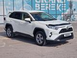 Toyota RAV4 2022 года за 14 900 000 тг. в Астана – фото 4