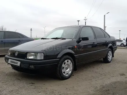 Volkswagen Passat 1991 года за 1 340 000 тг. в Актобе