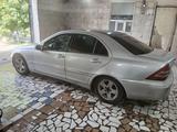 Mercedes-Benz C 180 2001 годаүшін1 200 000 тг. в Актобе – фото 3