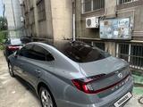 Hyundai Sonata 2021 года за 13 000 000 тг. в Астана – фото 4