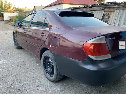 Toyota Camry 2005 года за 4 000 000 тг. в Семей – фото 3