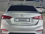 Hyundai Accent 2019 годаүшін8 000 000 тг. в Шымкент – фото 2