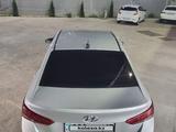 Hyundai Accent 2019 года за 8 000 000 тг. в Шымкент – фото 3