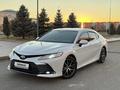 Toyota Camry 2023 года за 17 500 000 тг. в Алматы – фото 3
