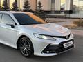 Toyota Camry 2023 года за 17 500 000 тг. в Алматы – фото 7