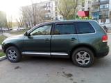 Volkswagen Touareg 2004 года за 2 500 000 тг. в Аксу – фото 2