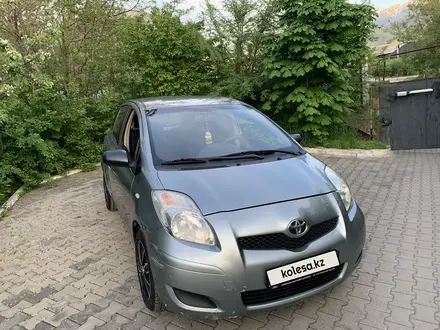 Toyota Yaris 2009 года за 3 100 000 тг. в Алматы – фото 2