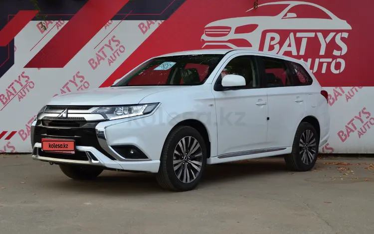 Mitsubishi Outlander 2022 годаүшін12 600 000 тг. в Актобе