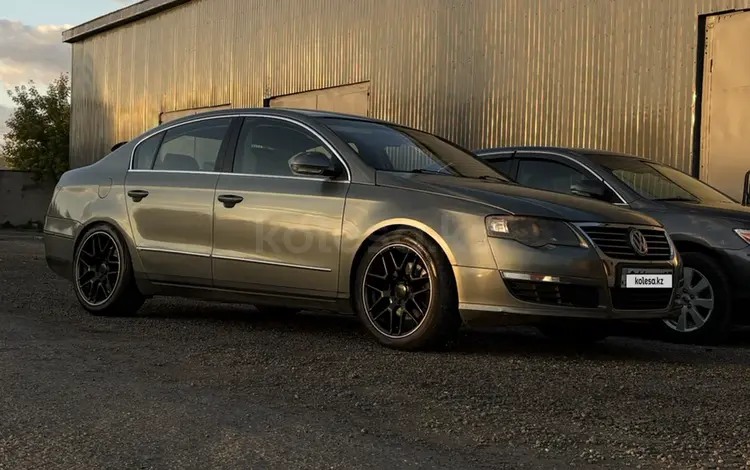 Volkswagen Passat 2005 годаүшін2 850 000 тг. в Кокшетау