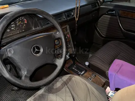 Mercedes-Benz E 230 1992 года за 2 500 000 тг. в Шымкент – фото 10