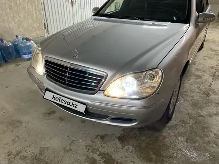 Mercedes-Benz S 350 2003 года за 4 000 000 тг. в Атырау – фото 2