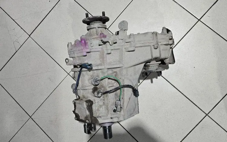 Раздатка на Toyota Land Cruiser Prado 95 за 350 000 тг. в Караганда