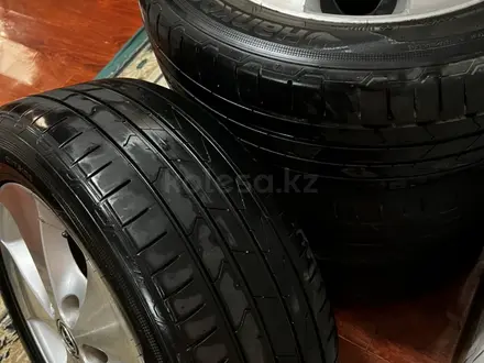 Диски с шинами 225/55/17 HANKOOK корея 09/21 за 350 000 тг. в Алматы – фото 7