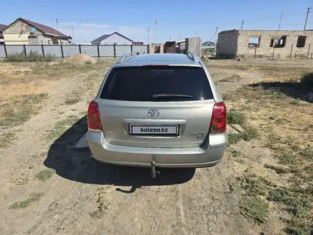 Toyota Avensis 2004 года за 3 900 000 тг. в Атырау – фото 4