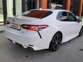 Toyota Camry 2020 годаүшін12 800 000 тг. в Семей – фото 4