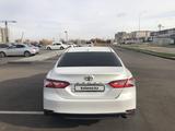 Toyota Camry 2019 года за 14 000 000 тг. в Астана – фото 4