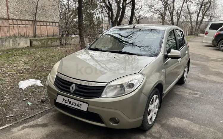 Renault Sandero 2013 года за 3 450 000 тг. в Алматы