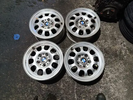 Диски л. П R15 5*120 на BMW Е46 за 65 000 тг. в Караганда – фото 2