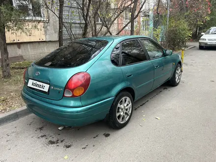 Toyota Corolla 1998 года за 2 000 000 тг. в Алматы – фото 8