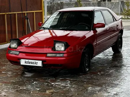 Mazda 323 1992 года за 900 000 тг. в Алматы