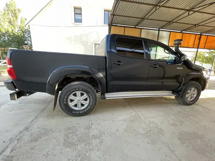 Toyota Hilux 2014 года за 8 500 000 тг. в Кульсары – фото 9