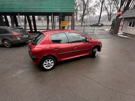 Peugeot 206 2004 года за 1 500 000 тг. в Алматы – фото 4