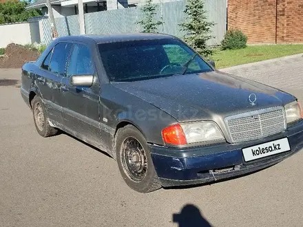 Mercedes-Benz C 220 1993 года за 1 300 000 тг. в Петропавловск – фото 4