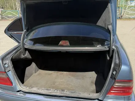 Mercedes-Benz E 320 1995 года за 3 300 000 тг. в Астана – фото 25