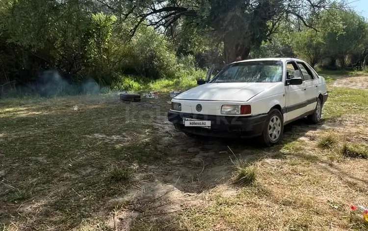 Volkswagen Passat 1991 годаfor700 000 тг. в Тараз