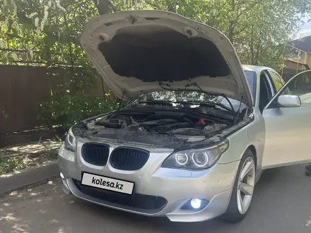 BMW 530 2005 года за 6 200 000 тг. в Астана – фото 2